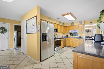 142 Lloyd Drive, Jesup, GA 31545 - Photo 11