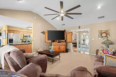 142 Lloyd Drive, Jesup, GA 31545 - Photo 7