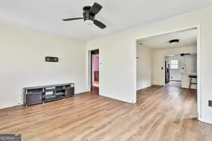 202 White St, Hogansville, GA 30230 - Photo 9