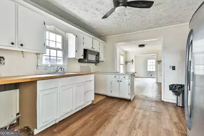 202 White Street, Hogansville, GA 30230 - Photo 15