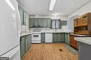 392 Hub Dent Road NE, Milledgeville, GA 31061 - Photo 17