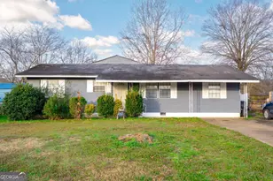 1313 E Sherry Dr, Rossville, GA 30741 - Photo 1