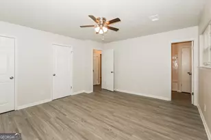 9319 Forest Knoll Dr, Jonesboro, GA 30238 - Photo 7