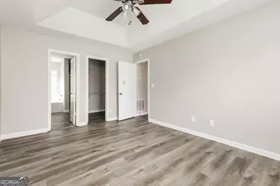 8304 Beechwood Trace, Riverdale, GA 30274 - Photo 7