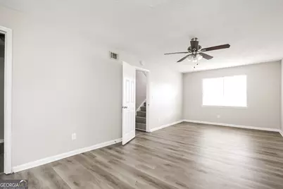 8304 Beechwood Trace, Riverdale, GA 30274 - Photo 11