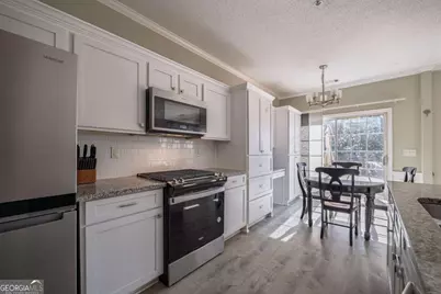 175 Regent Place, Woodstock, GA 30188 - Photo 7