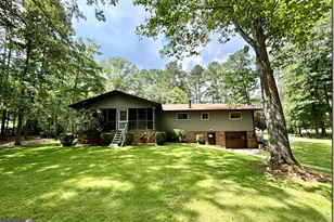 125 Cannongate Cir, Sharpsburg, GA 30277 - Photo 3