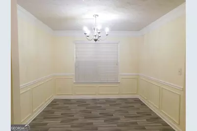 225 Laura Circle, College Park, GA 30349 - Photo 3