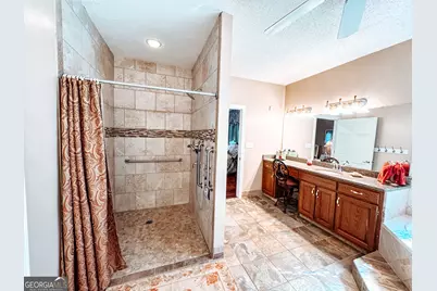 746 Highway 18 W, Barnesville, GA 30204 - Photo 7