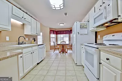 125 Wendy Way, Fayetteville, GA 30215 - Photo 17