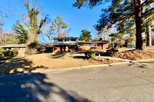 819 Venetta Pl NW, Atlanta, GA 30318 - Photo 1