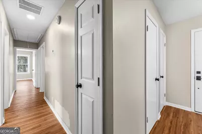 317 E Barnett St, Washington, GA 30673 - Photo 17