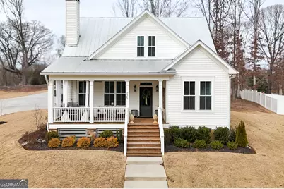 225 E Underwood Street, Cleveland, GA 30528 - Photo 1