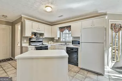 809 Lora Smith Road, Newnan, GA 30265 - Photo 11