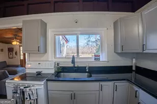 199 Cherokee Dr, Jackson, GA 30233 - Photo 9