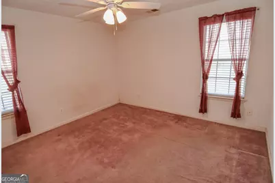 120 Park Place, Barnesville, GA 30204 - Photo 13