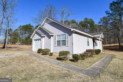 120 Park Place, Barnesville, GA 30204 - Photo 3