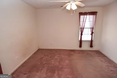120 Park Place, Barnesville, GA 30204 - Photo 17