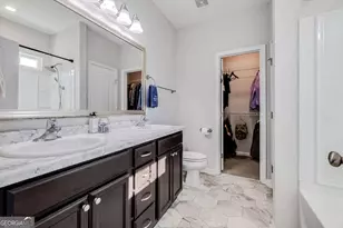 224 Brightleaf Cir, Hinesville, GA 31313 - Photo 17