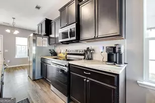 224 Brightleaf Cir, Hinesville, GA 31313 - Photo 9