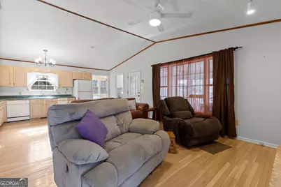 6449 Paradise Point Road, Flowery Branch, GA 30542 - Photo 9