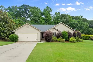 226 Falling Leaf Ln, Winder, GA 30680 - Photo 1