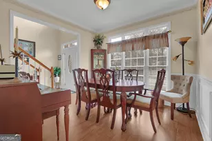 5252 Deep Springs Dr, Stone Mountain, GA 30087 - Photo 5