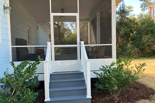 905 SE Wayne Street N St, Darien, GA 31305 - Photo 5