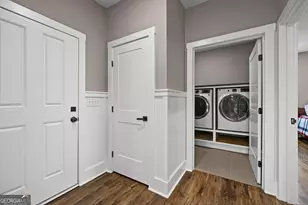 404 Whipple Ave, Williamson, GA 30292 - Photo 25