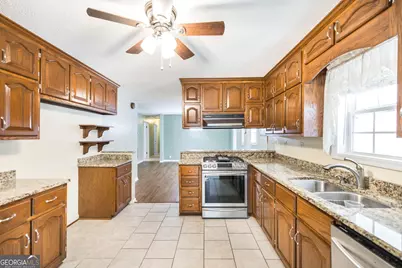 104 Delone Drive, Byron, GA 31008 - Photo 17