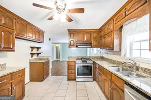 104 Delone Dr, Byron, GA 31008 - Photo 17