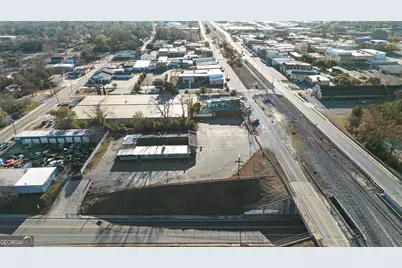 215 NW Main Street, Vidalia, GA 30474 - Photo 3