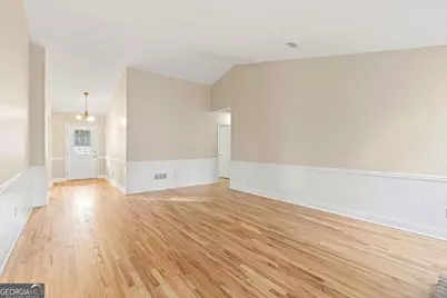 2051 Bishop Creek Drive, Marietta, GA 30062 - Photo 13