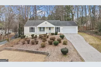 2051 Bishop Creek Drive, Marietta, GA 30062 - Photo 3