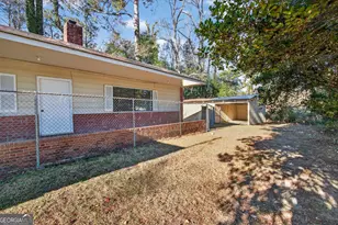 370 S 6th St, Jesup, GA 31545 - Photo 15