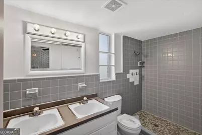 370 S 6th Street, Jesup, GA 31545 - Photo 13