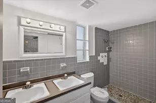 370 S 6th St, Jesup, GA 31545 - Photo 13