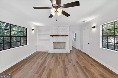 370 S 6th Street, Jesup, GA 31545 - Photo 7