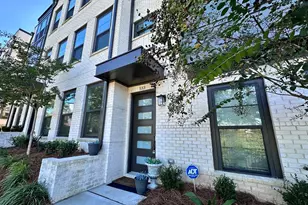 533 Whitlox Rd NW, Atlanta, GA 30318 - Photo 1