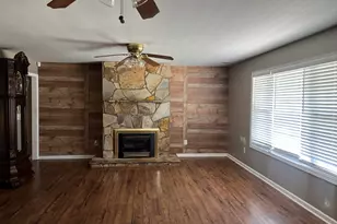 1012 Bexton Rd, Moreland, GA 30259 - Photo 3