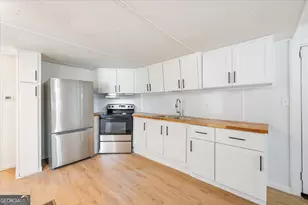 24 Sangster Rd, Jesup, GA 31545 - Photo 17