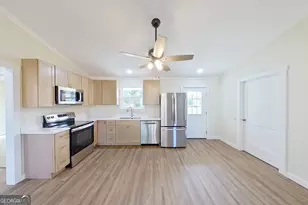 1021 11th Ave NW, Moultrie, GA 31768 - Photo 9