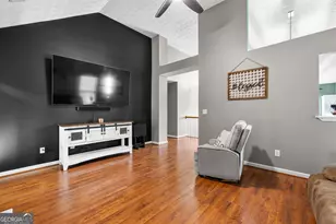 90 Hollow Oaks Ct, Newnan, GA 30263 - Photo 7