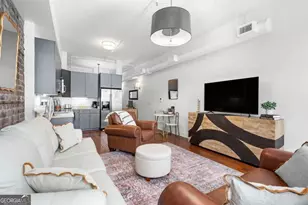 310 W Broughton St, Savannah, GA 31401 - Photo 7