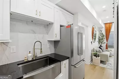 6305 Shannon Parkway #UNIT 207, Union City, GA 30291 - Photo 7