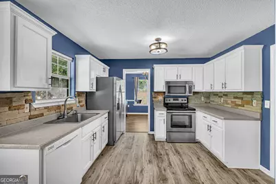 1404 Saddlebrook Court, Locust Grove, GA 30248 - Photo 13