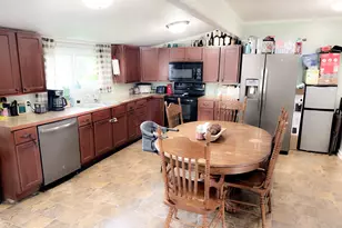 225 Jasper St, Jasper, GA 30139 - Photo 7