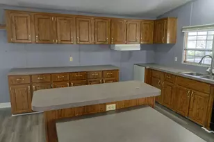 102 Brookview Dr, Griffin, GA 30223 - Photo 9