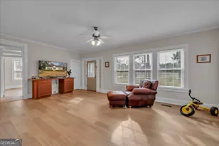 425 S 3rd St, Vienna, GA 31092 - Photo 5