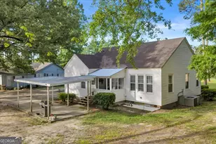 425 S 3rd St, Vienna, GA 31092 - Photo 33